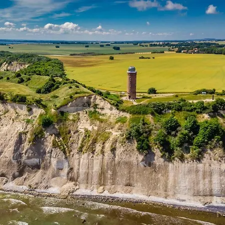 Prázdninový dům Strandhaus Ruegen - Meerblick, Sauna, Kamin & Whirlpool Baabe