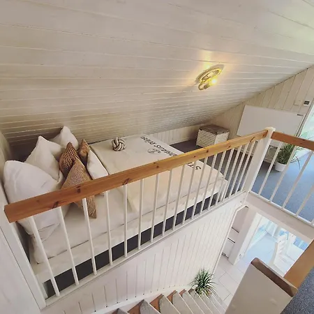 Strandhaus Ruegen - Meerblick, Sauna, Kamin & Whirlpool 別荘 *