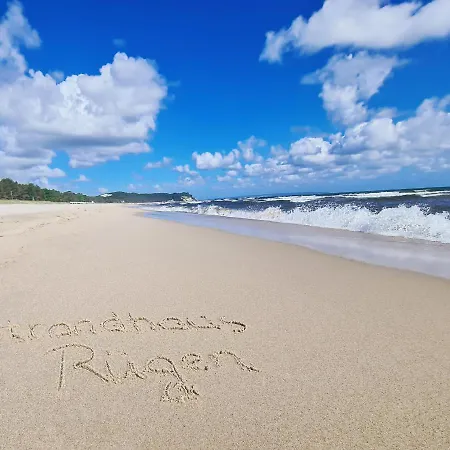 別荘 Strandhaus Ruegen - Meerblick, Sauna, Kamin & Whirlpool バーベ