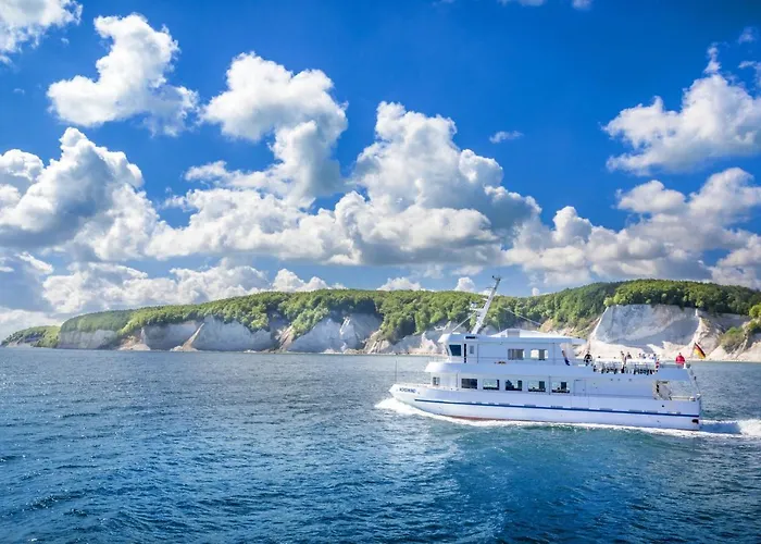 Tatil Evi Strandhaus Ruegen - Meerblick, Sauna, Kamin & Whirlpool *