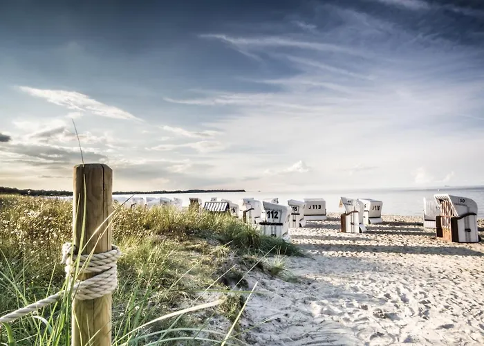 Tatil Evi Strandhaus Ruegen - Meerblick, Sauna, Kamin & Whirlpool