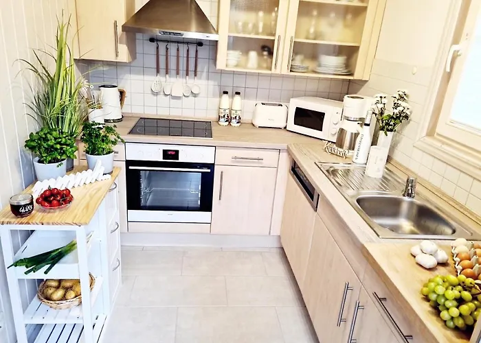 Tatil Evi Strandhaus Ruegen - Meerblick, Sauna, Kamin & Whirlpool *