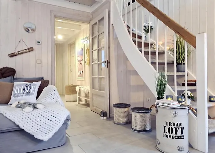 Tatil Evi Strandhaus Ruegen - Meerblick, Sauna, Kamin & Whirlpool